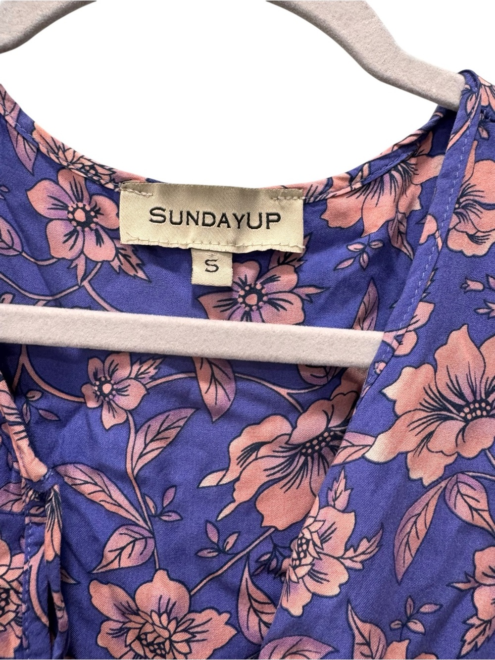 Sunday Up Purple Floral Dress with V-Neck. Size Small - Picture 3 of 5